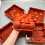 قالب سیلیکونی مربعی طرح‌دار مخصوص دسر و ژله